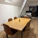 דירה Spacious 80 M2 I 3 I Up To 8 Guests I Near Train Station שטייר