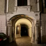 Spacious 80 M2 I 3 I Up To 8 Guests I Near Train Station דירה *