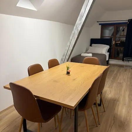 Appartement Spacious 80 M2 I 3 I Up To 8 Guests I Near Train Station Steyr