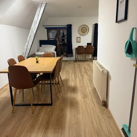 Spacious 80 M2 I 3 I Up To 8 Guests I Near Train Station Appartement *