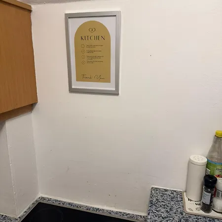 Appartement Spacious 80 M2 I 3 I Up To 8 Guests I Near Train Station
