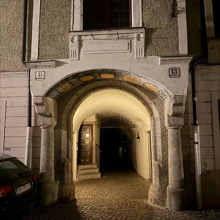 Spacious 80 M2 I 3 I Up To 8 Guests I Near Train Station Appartement *