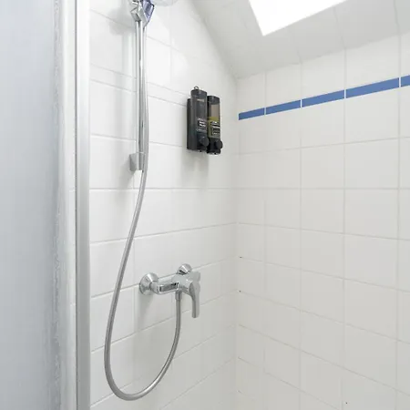 Spacious 80 M2 I 3 I Up To 8 Guests I Near Train Station * Steyr