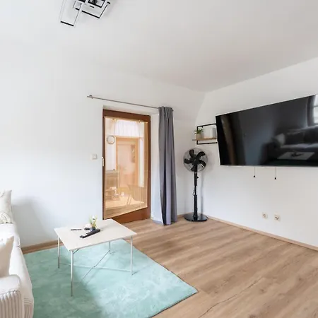 Spacious 80 M2 I 3 I Up To 8 Guests I Near Train Station Appartement Steyr