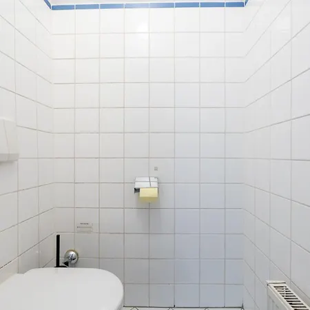 Spacious 80 M2 I 3 I Up To 8 Guests I Near Train Station