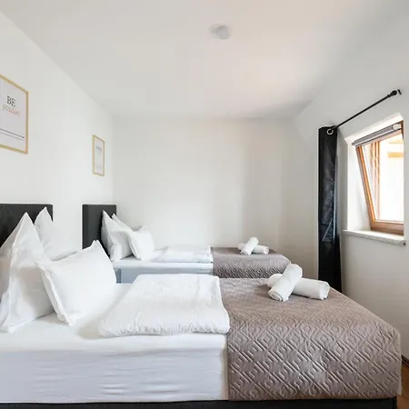 Spacious 80 M2 I 3 I Up To 8 Guests I Near Train Station * Steyr