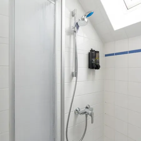 Spacious 80 M2 I 3 I Up To 8 Guests I Near Train Station Steyr