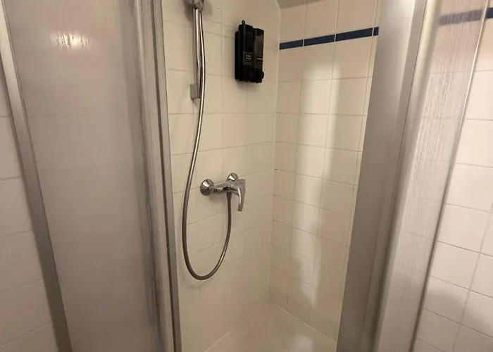 Spacious 80 M2 I 3 I Up To 8 Guests I Near Train Station Apartment Steyr