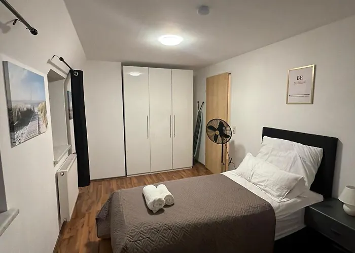 Apartment Spacious 80 M2 I 3 I Up To 8 Guests I Near Train Station Steyr