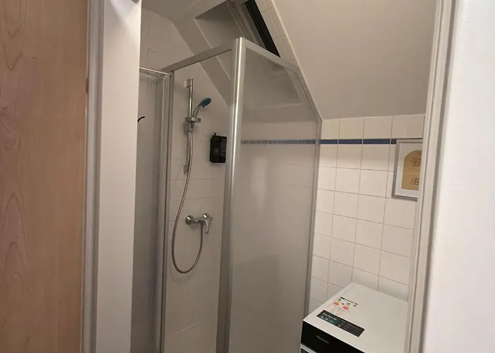 Apartment Spacious 80 M2 I 3 I Up To 8 Guests I Near Train Station *